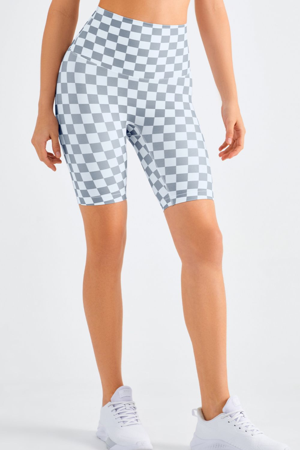 Karierte Bikershorts mit weiter Taille