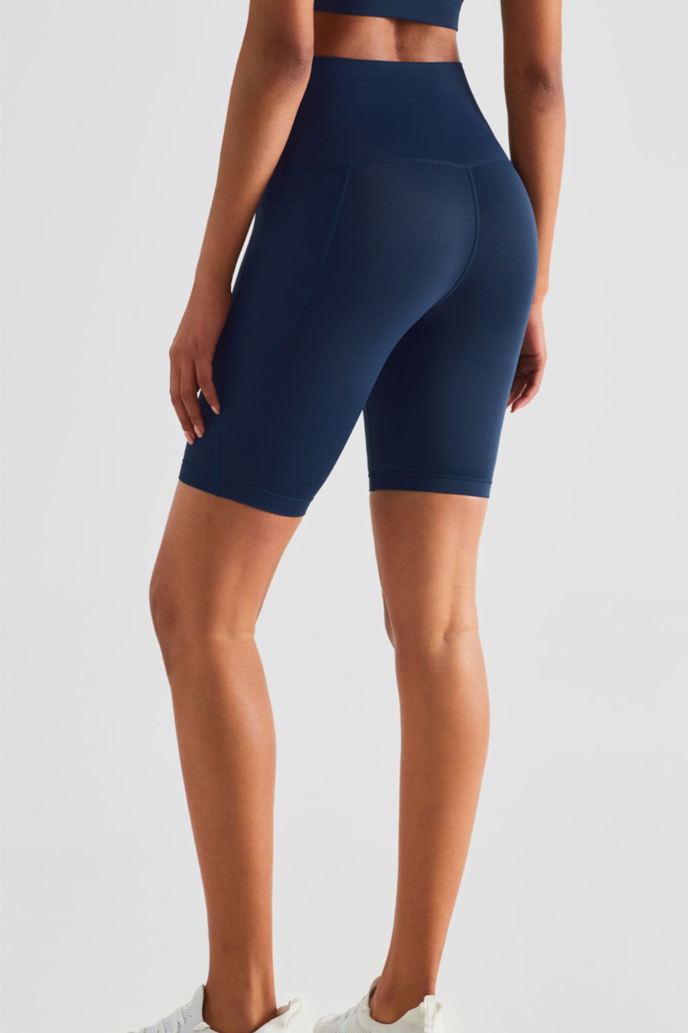 Bikershorts mit hoher Taille, weiter Taille und Taschen