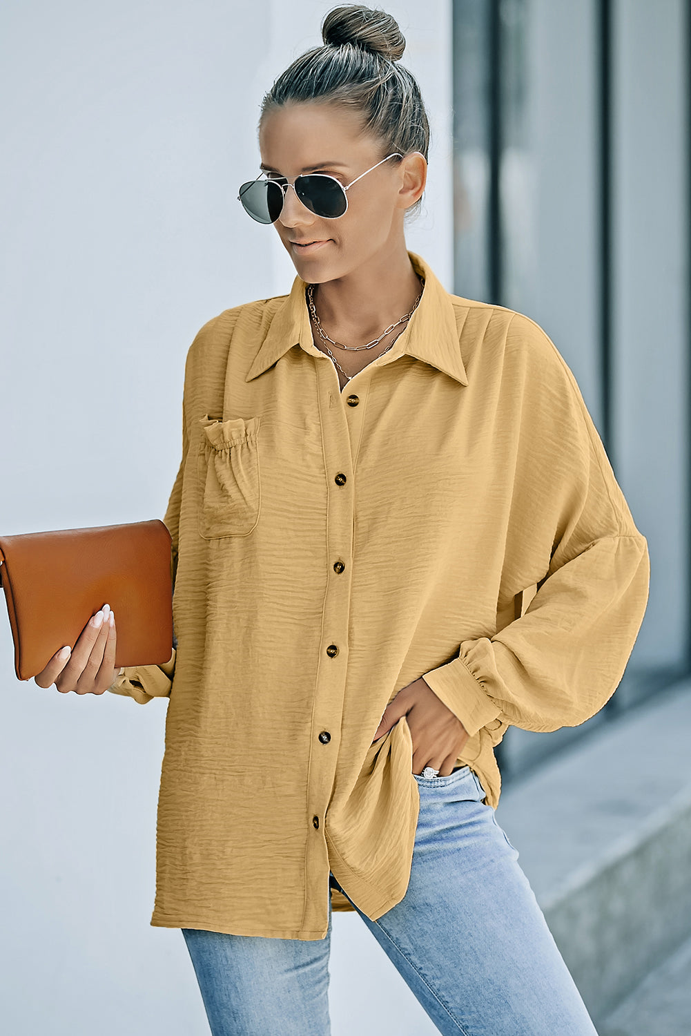 Chemise texturée à volants avec poche poitrine