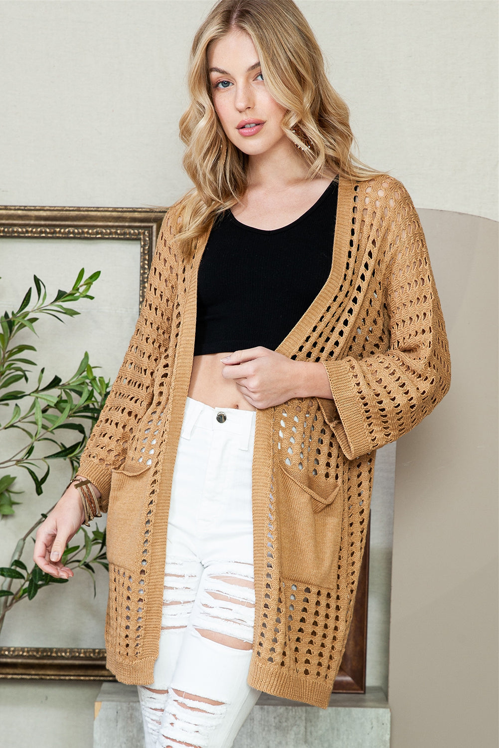 Kamelfarbener Pointelle-Strickcardigan mit offener Vorderseite und Tasche