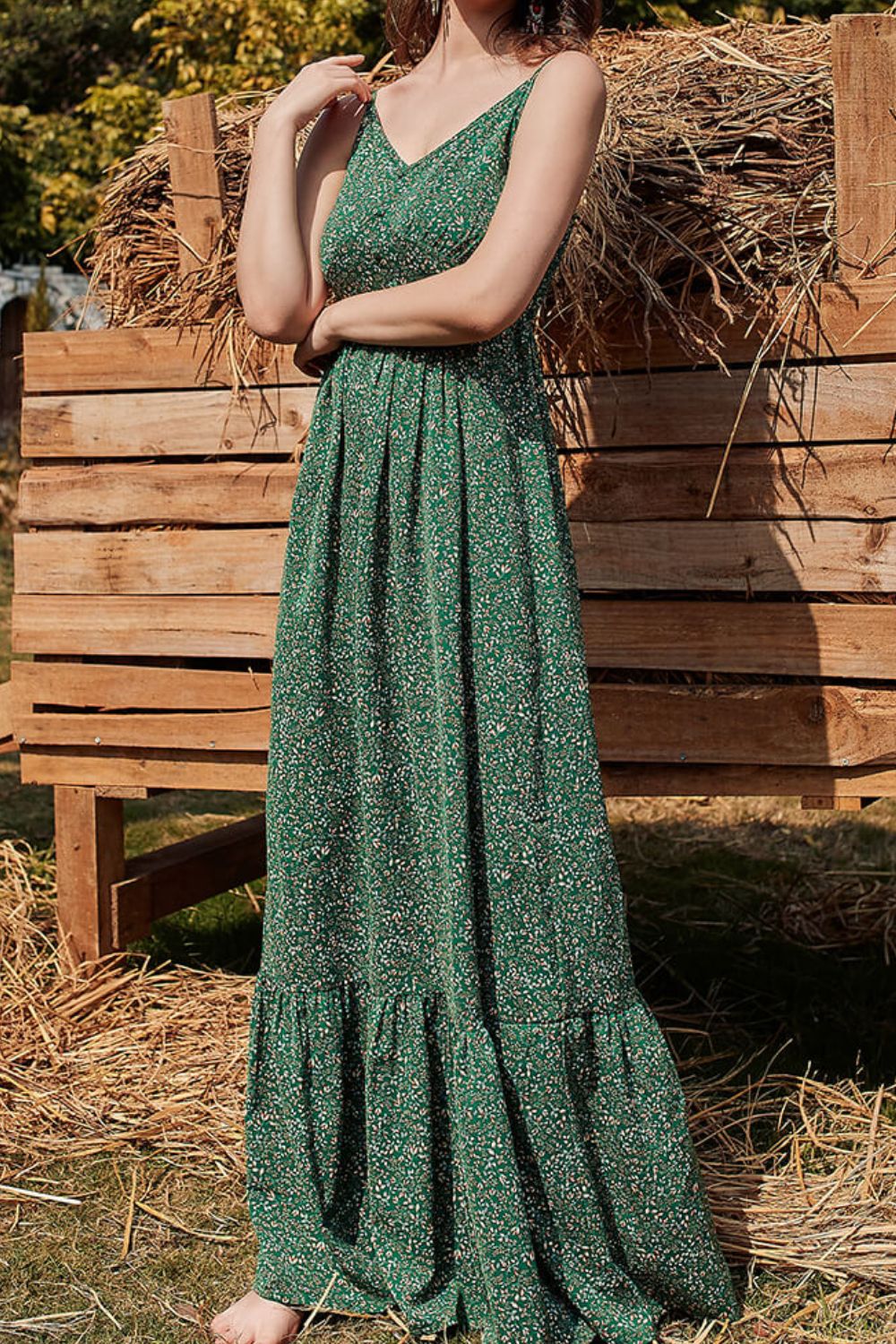 Robe longue à fines bretelles et imprimé floral