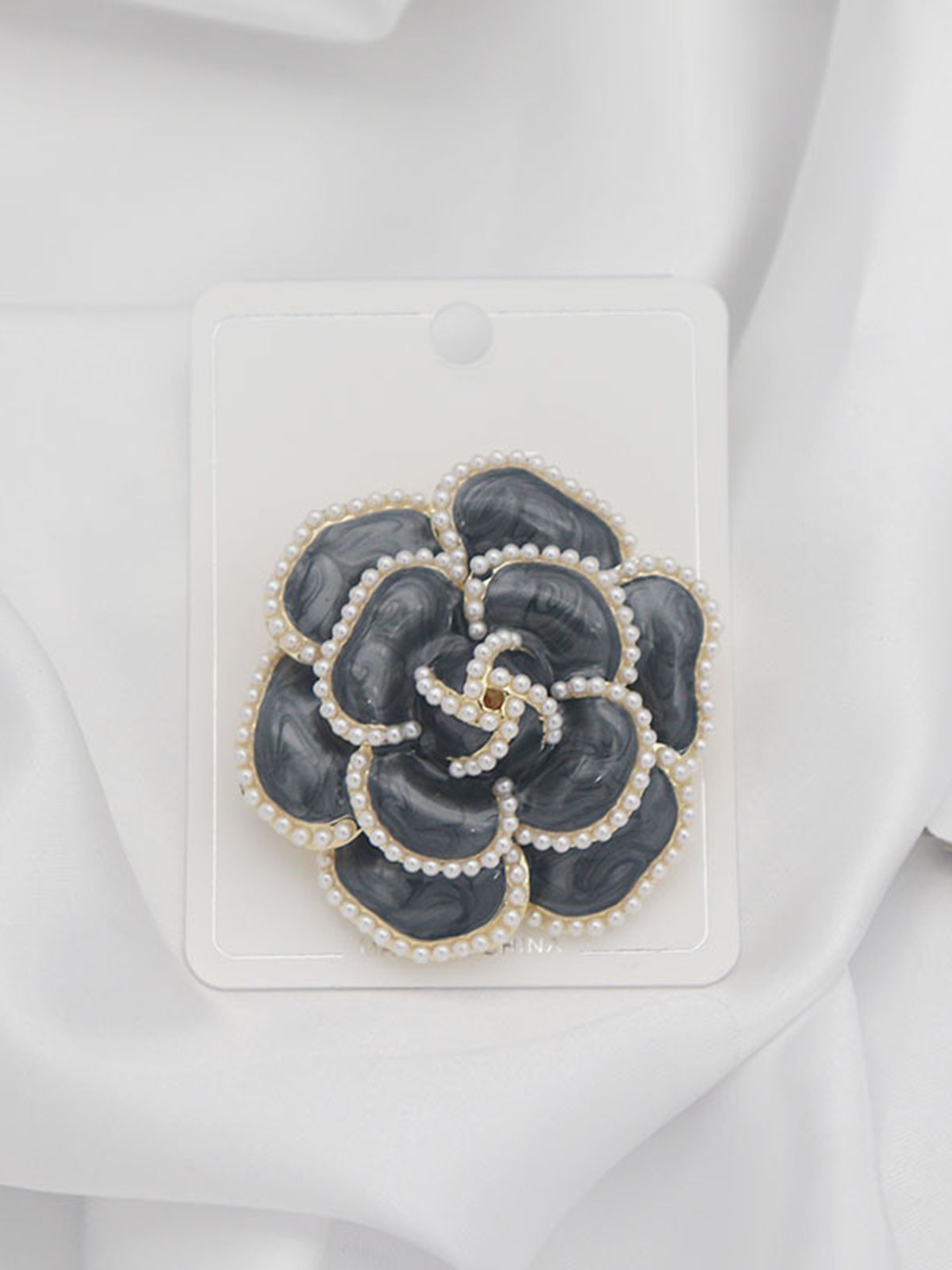 Retro Perlenbrosche mit Blumenmuster