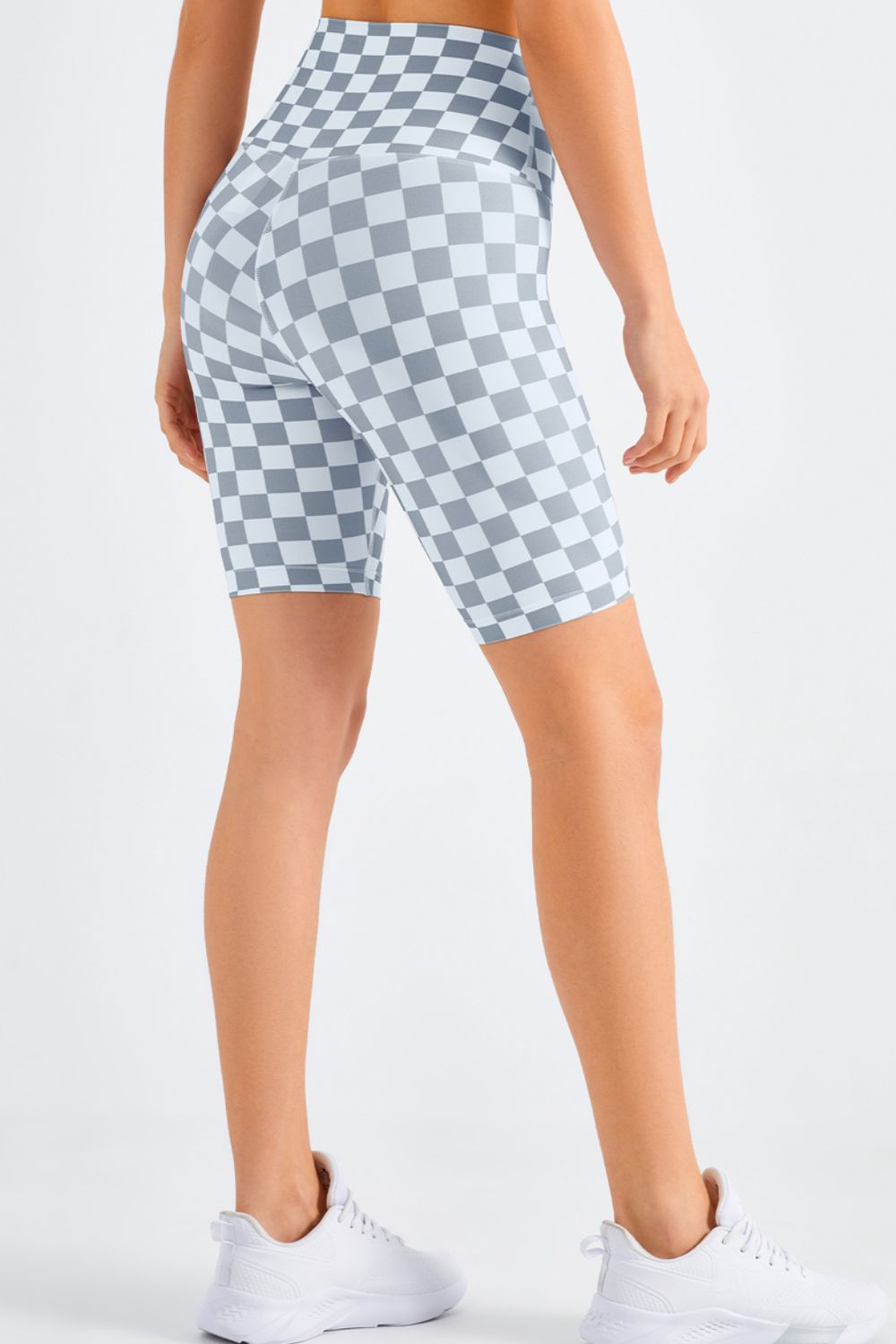 Karierte Bikershorts mit weiter Taille