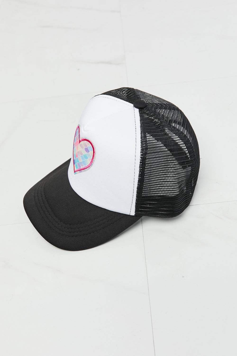 Fame Falling You Trucker Hat in Black