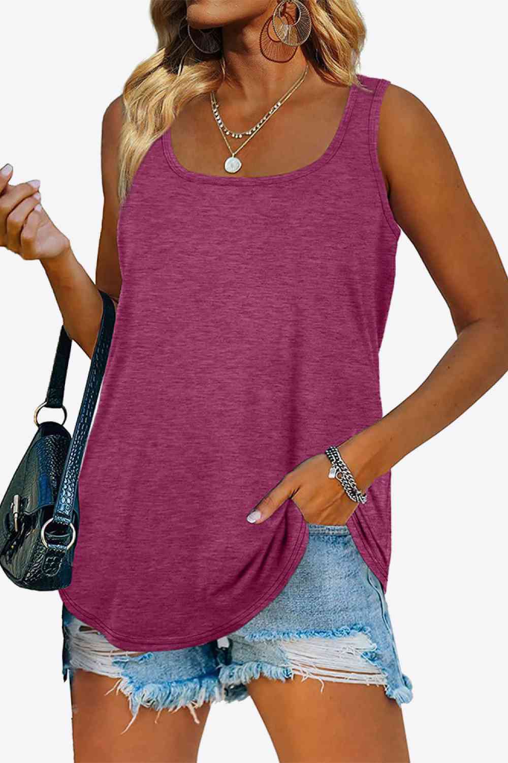 Tanktop mit abgerundetem Saum und quadratischem Ausschnitt