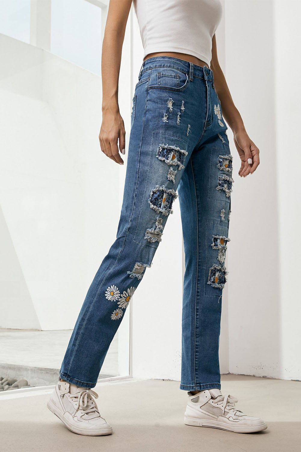 Jean boyfriend vieilli avec patch imprimé