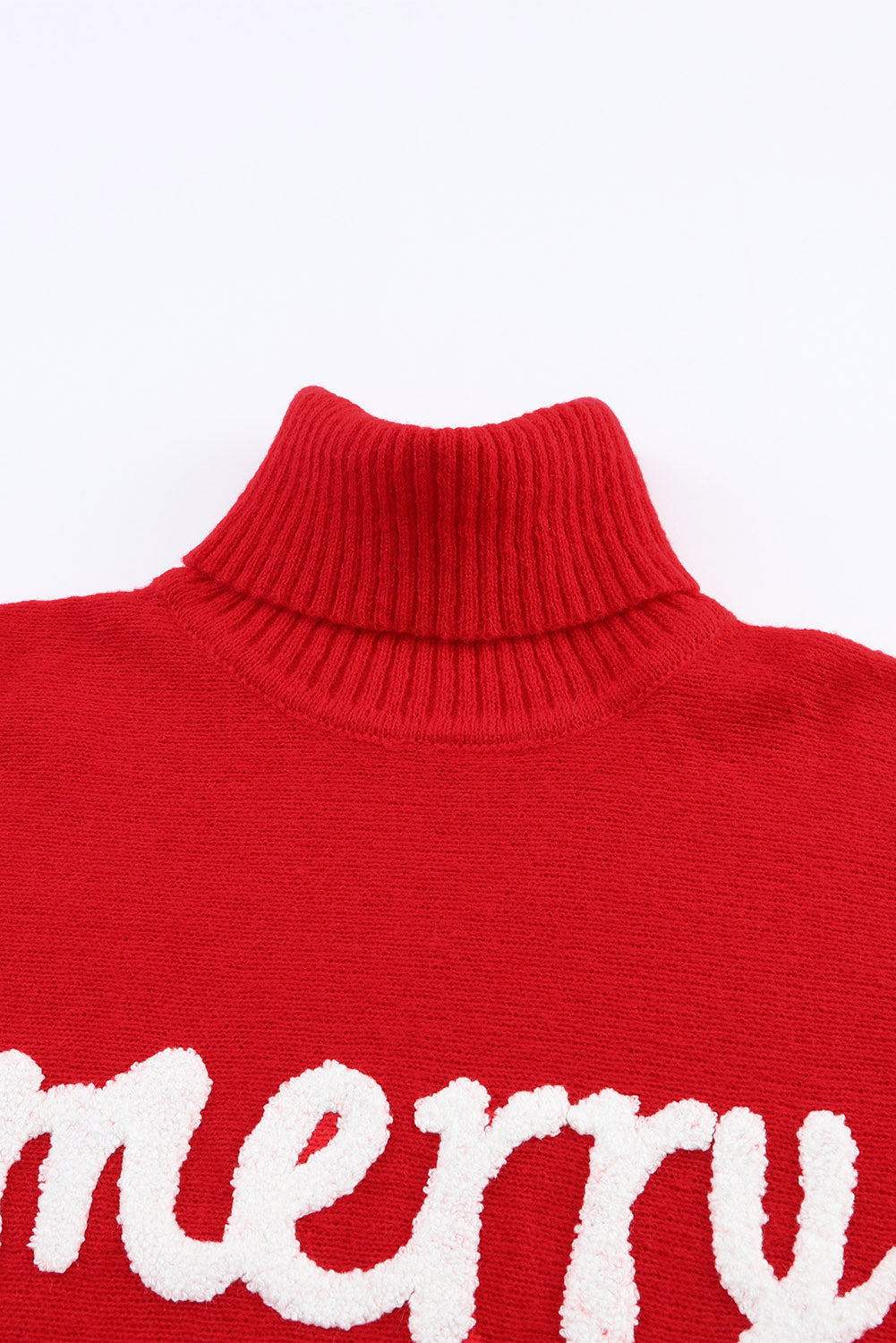 Pull rouge à col roulé et manches chauve-souris « Joyeux Noël »