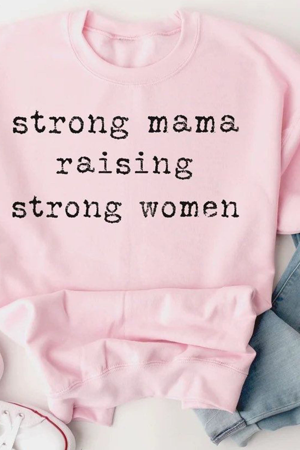 Sweatshirt mit Aufschrift „Strong Mama Raising Strong“
