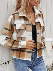 Karierte Kragenjacke mit Brusttaschen
