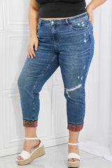 Jean boyfriend taille mi-haute Judy Blue Gina à revers et patchs cachemire