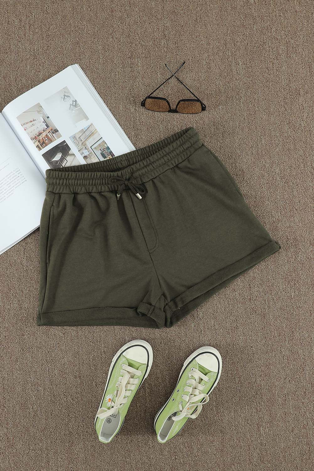 Shorts mit Bündchen und Kordelzug in der Taille