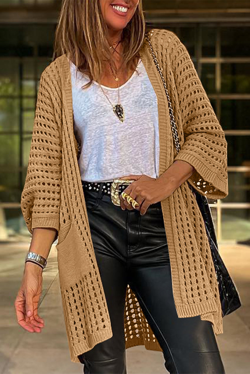 Kamelfarbener Pointelle-Strickcardigan mit offener Vorderseite und Tasche