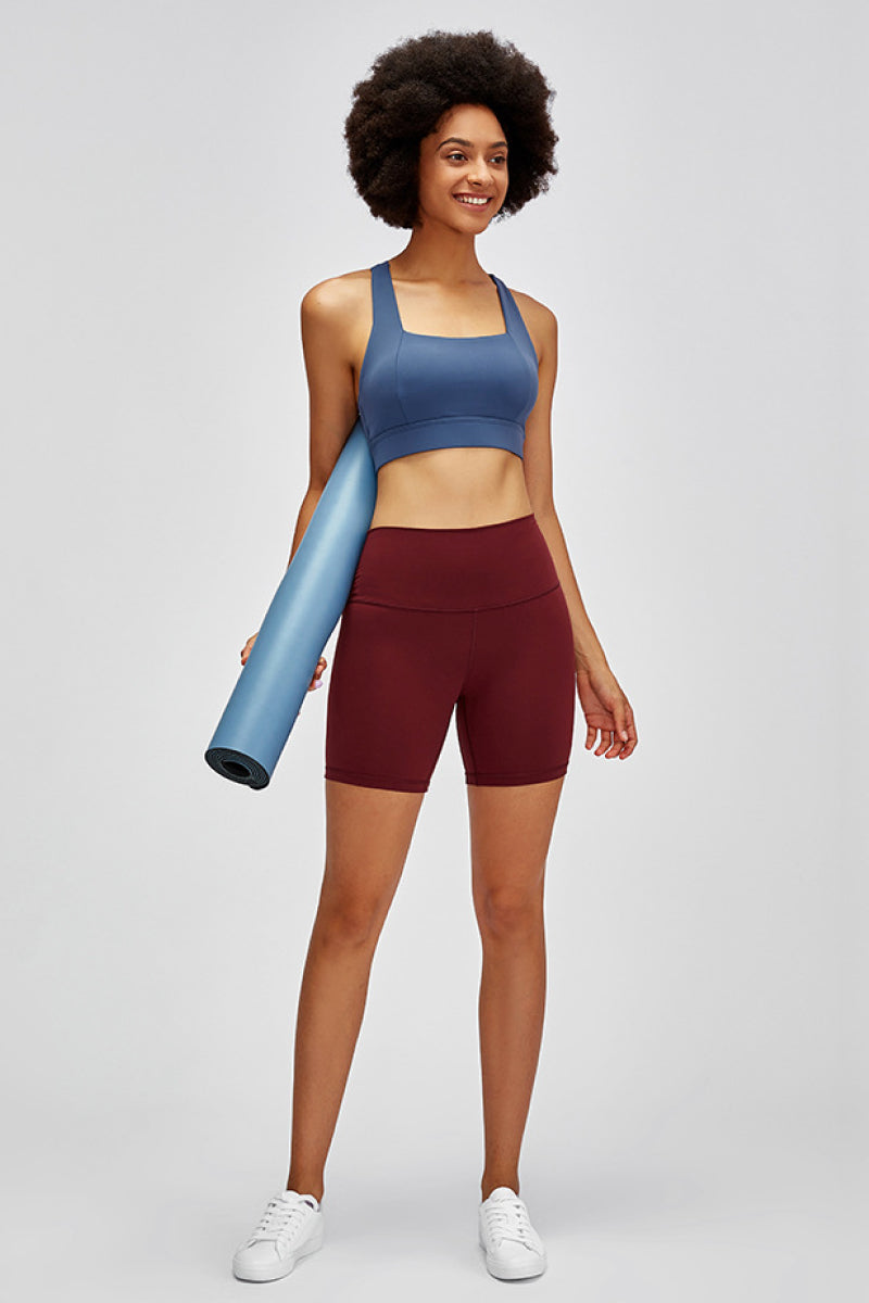 Trainingsshorts mit hoher Taille