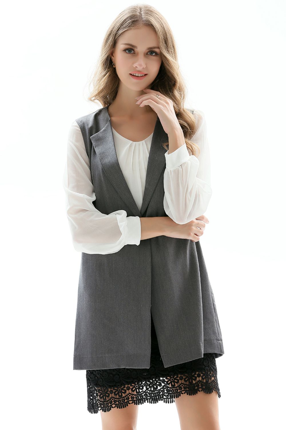 Ärmelloser Longline-Blazer mit einem Knopf