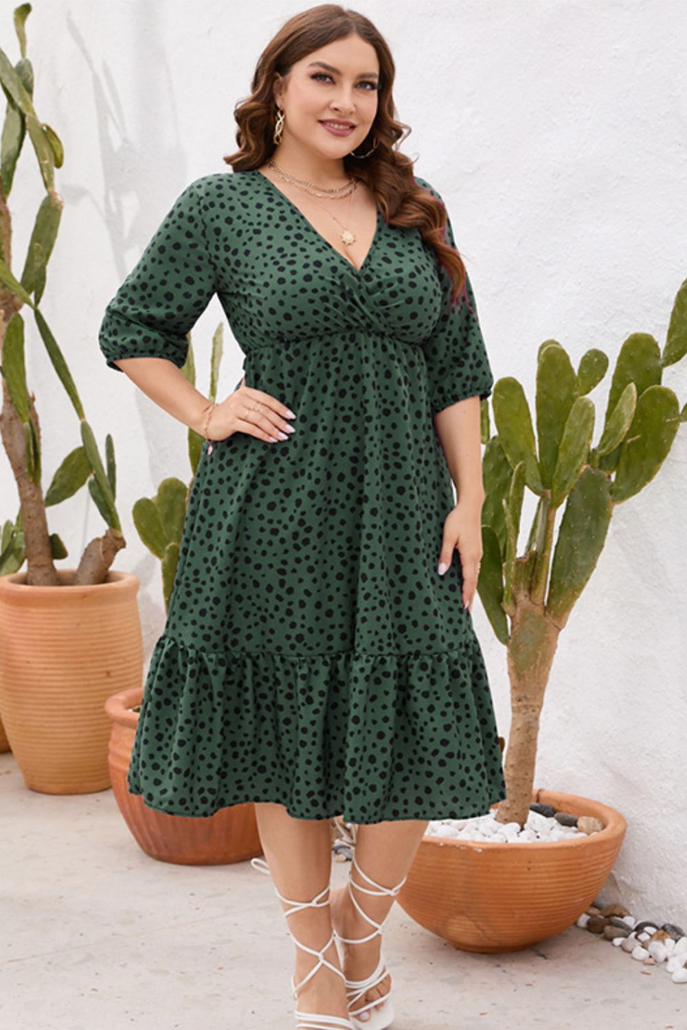 Robe grande taille imprimée à volants et surplis