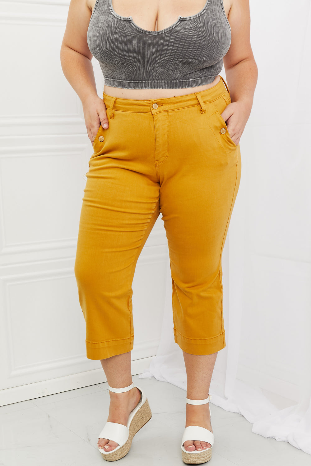 Jean court droit taille haute Judy Blue Jayza