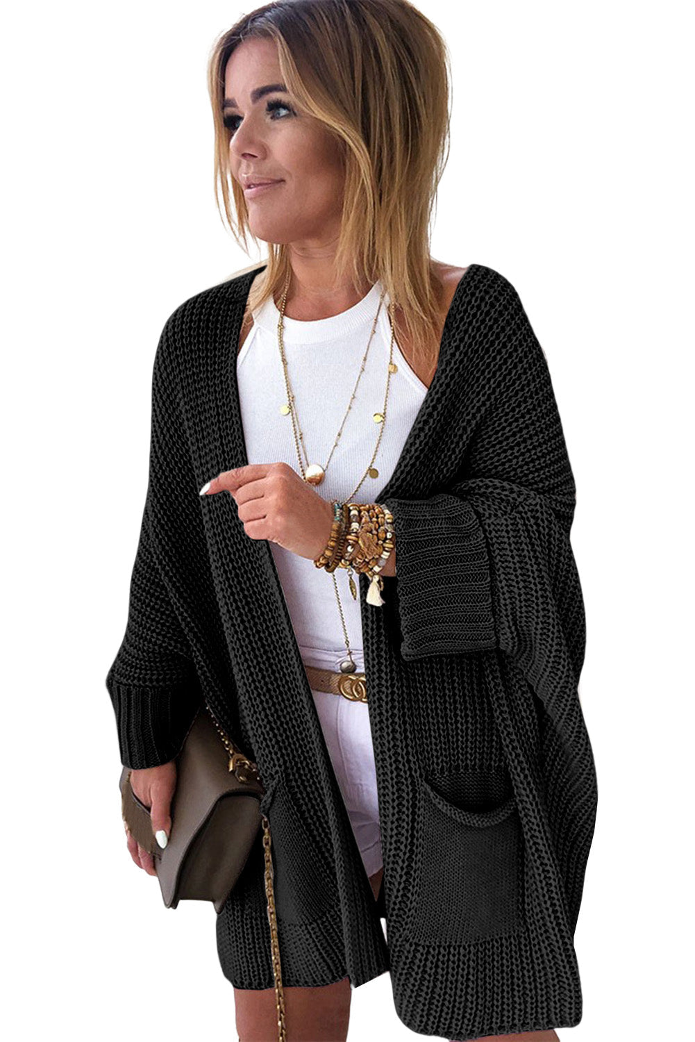 Graue Oversize-Strickjacke mit Zopfmuster und Fledermausärmeln