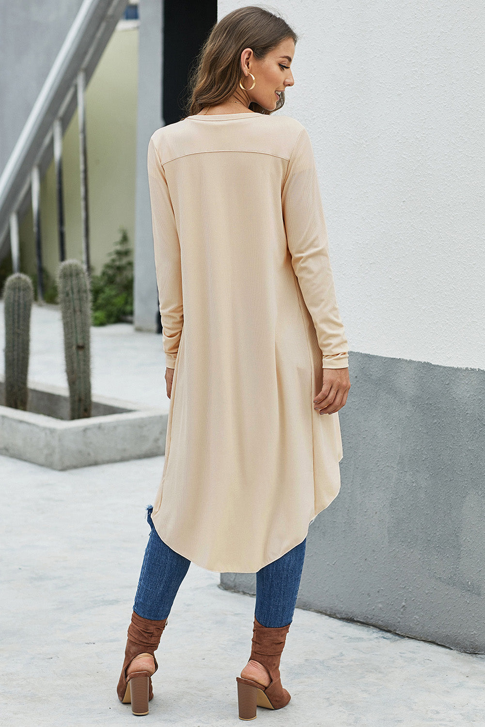High-Low-Cardigan mit V-Ausschnitt und Taschen