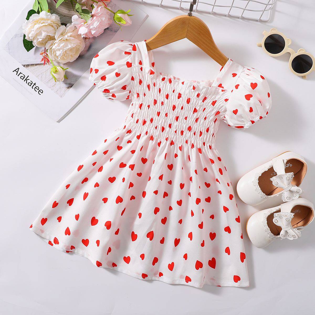 Robe smockée imprimée à col carré