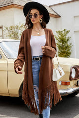 Cardigan mit Fransensaum und offener Vorderseite und geripptem Besatz