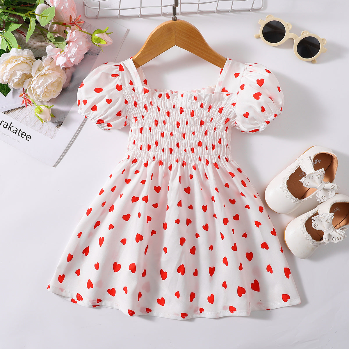 Robe smockée imprimée à col carré