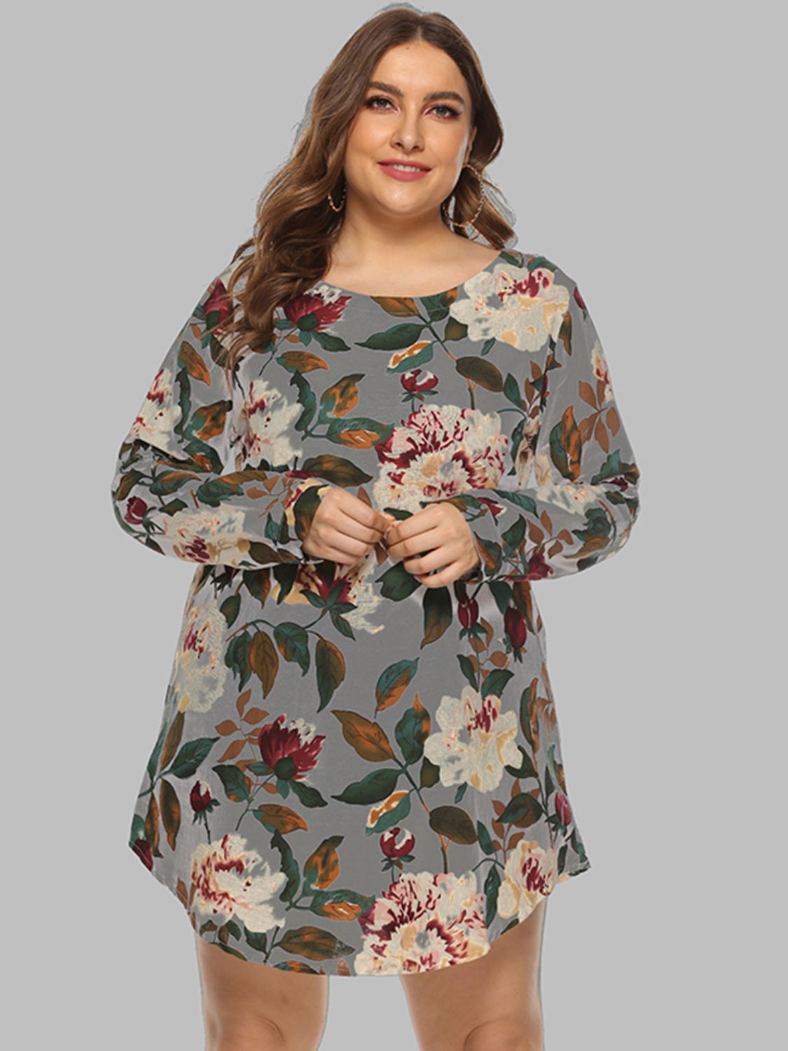 Mini-robe fleurie à manches longues