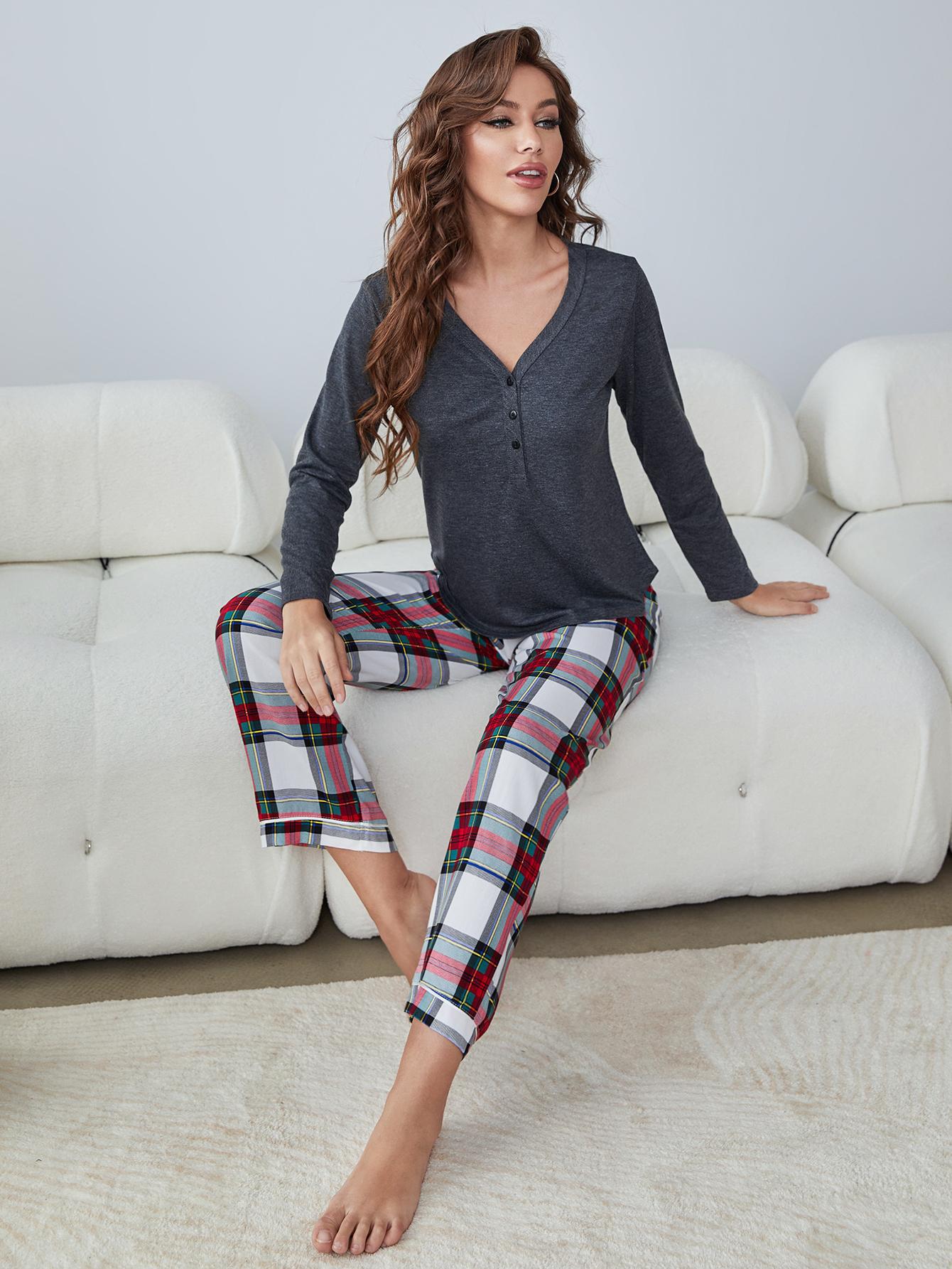 Lounge-Set mit geknöpftem Langarmoberteil und karierter Hose