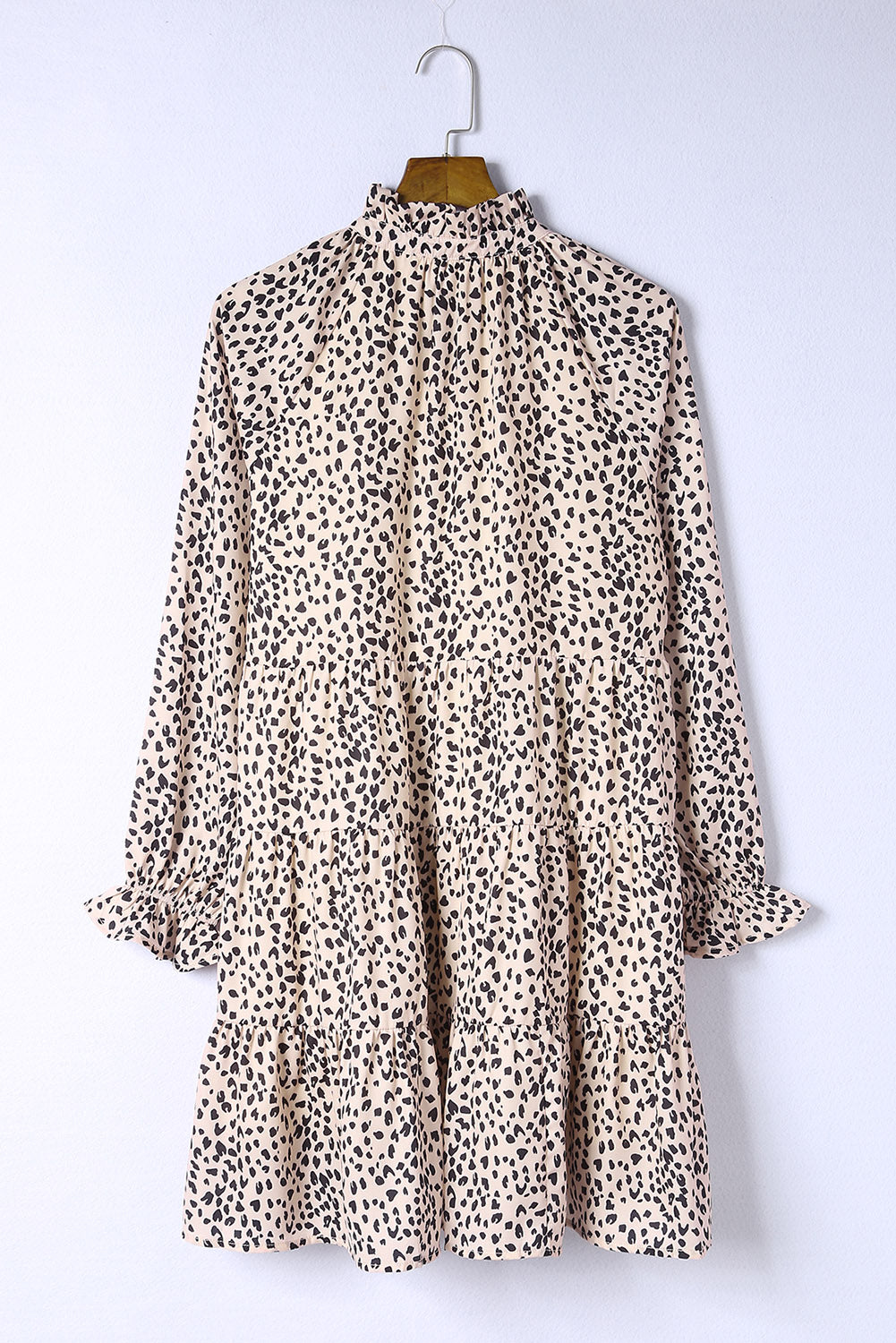 Robe imprimée à volants et col noué