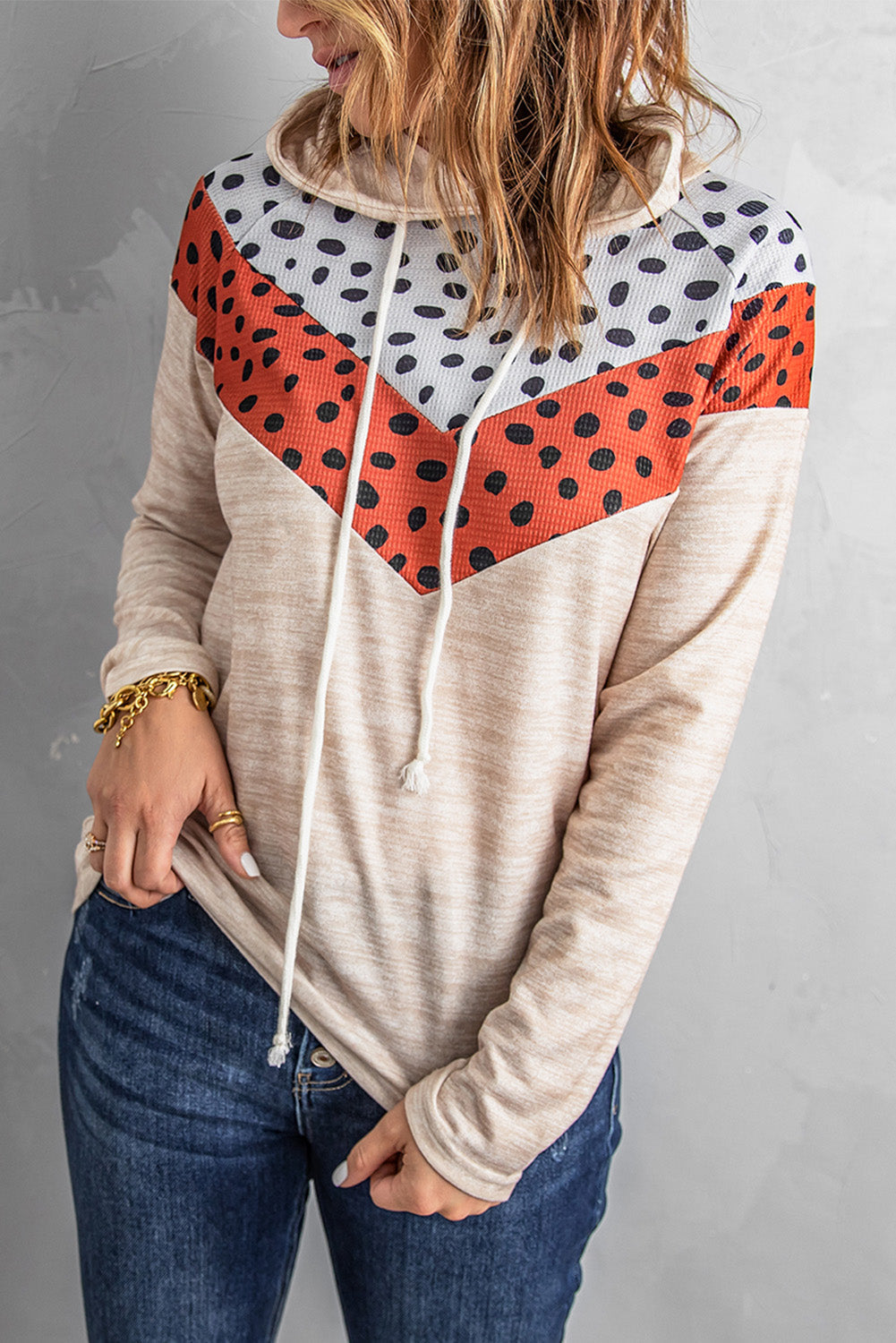 Hoodie mit bedrucktem Chevron-Muster und Raglanärmeln