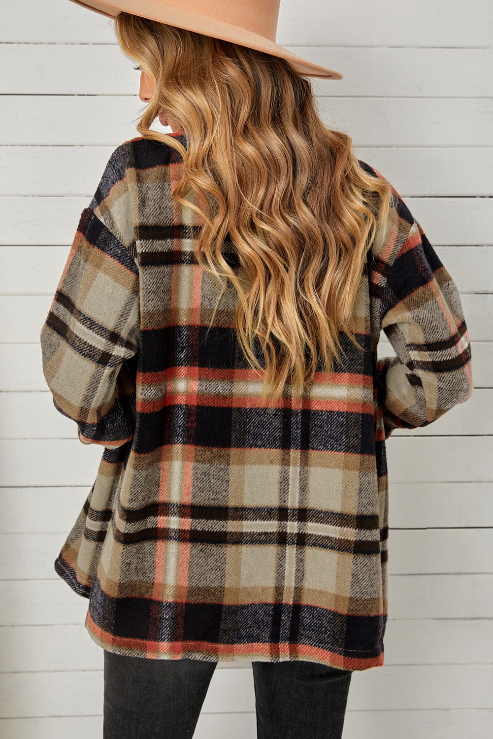 Veste boutonnée à poches à carreaux