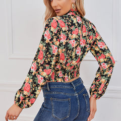 Chemisier court à imprimé floral et taille smockée