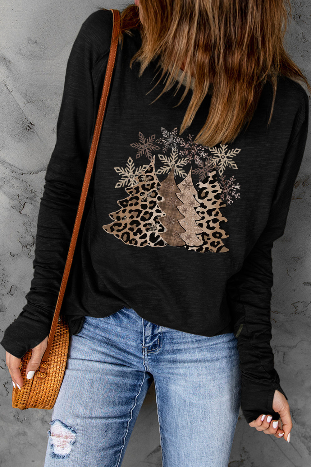 Black Christmas Tree Leopard Print Graphic Thumbhole Sleeve Top