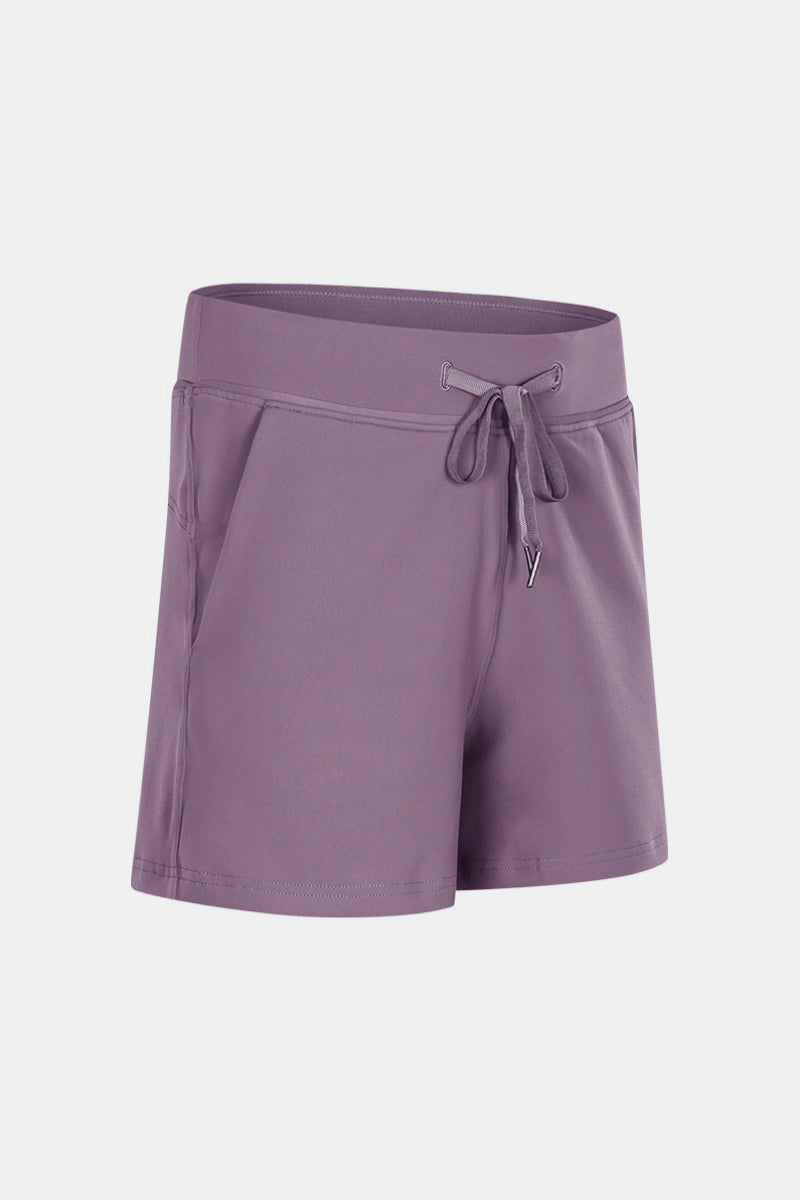 Yoga-Shorts mit Kordelzug in der Taille
