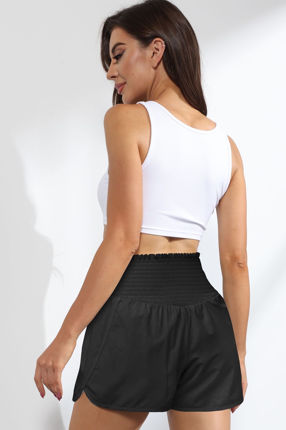 Shorts mit gesmoktem Paperbag-Bund