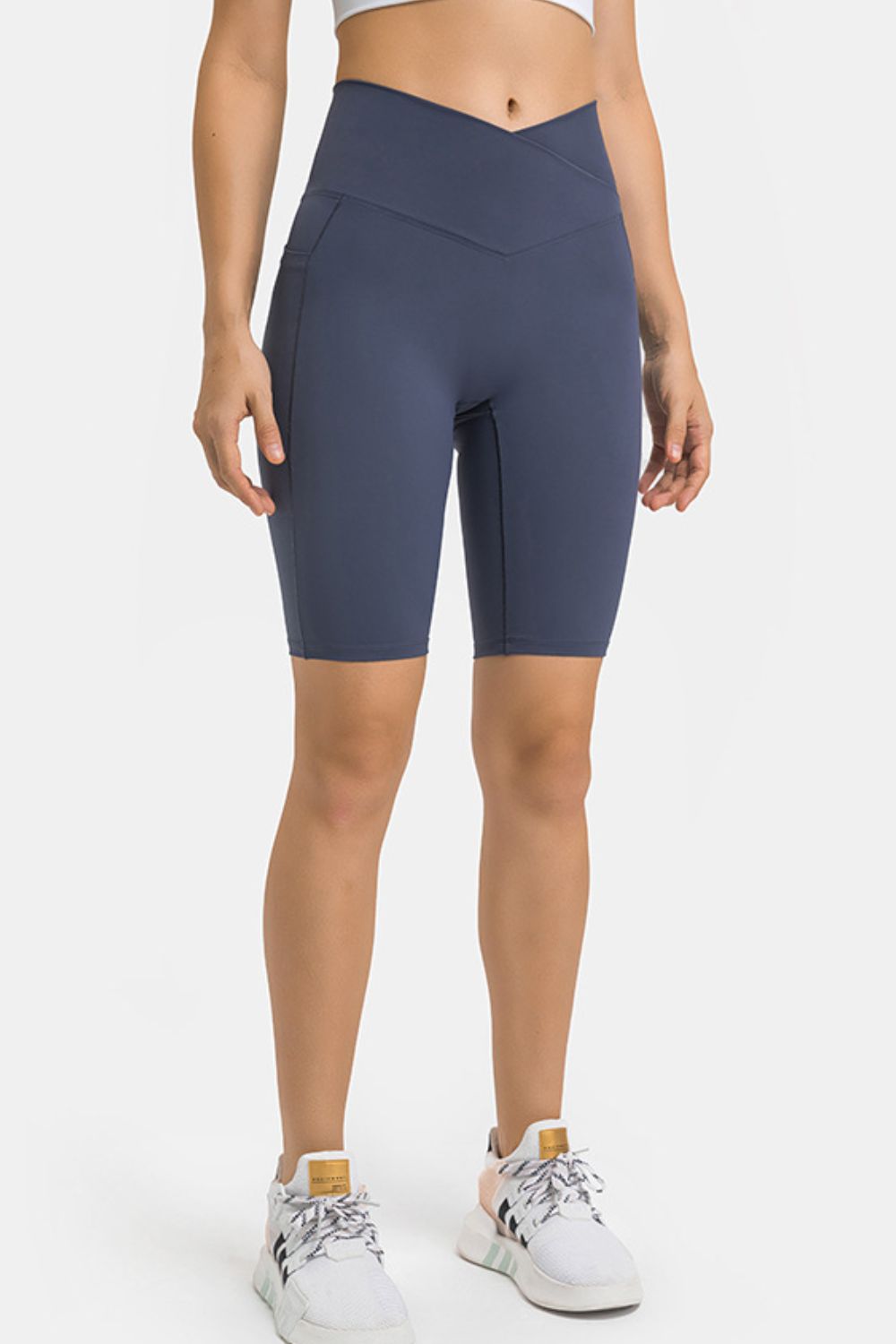 Bikershorts mit hoher Taille und Taschen