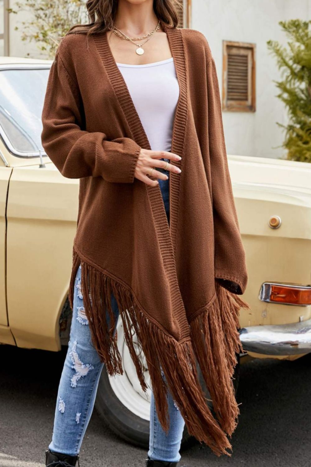 Cardigan mit Fransensaum und offener Vorderseite und geripptem Besatz