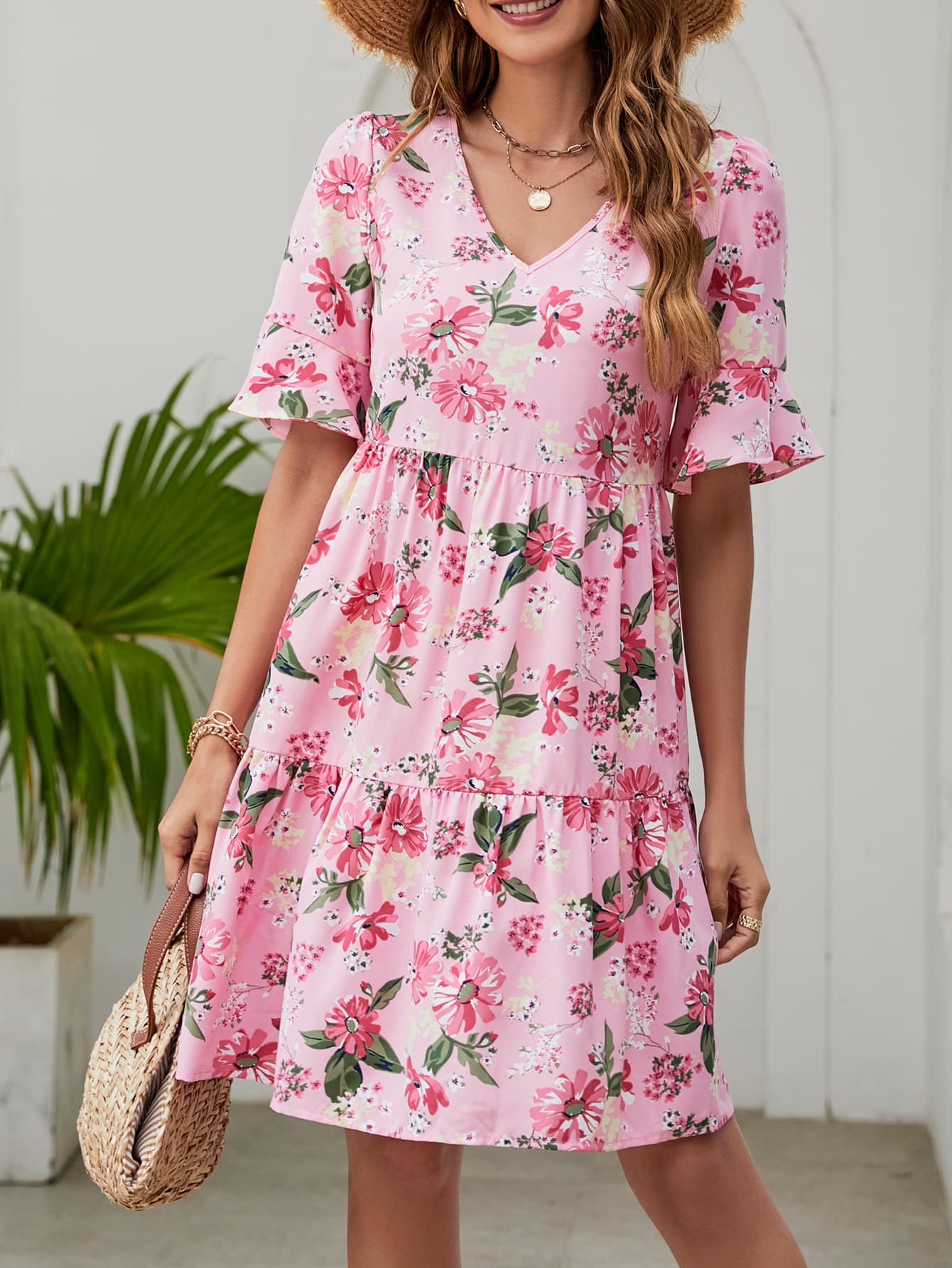 Robe imprimée à col en V et longueur genou