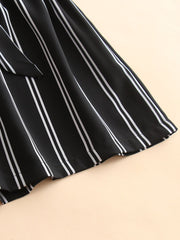 Gestreifte Shorts mit Bindegürtel