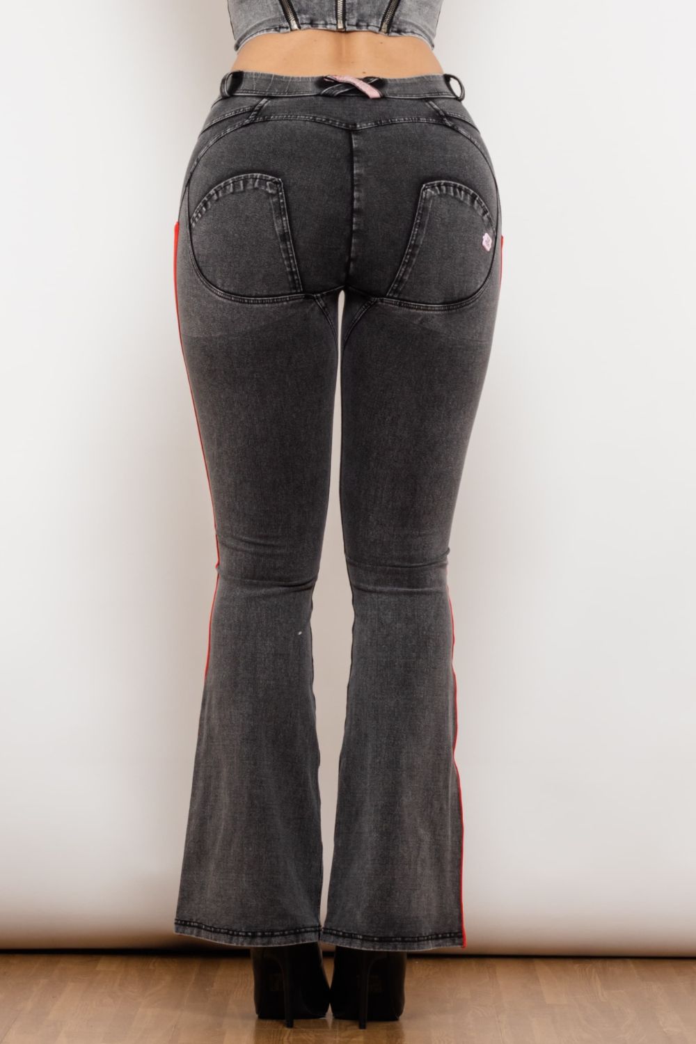 Bootcut-Jeans mit Seitenstreifen