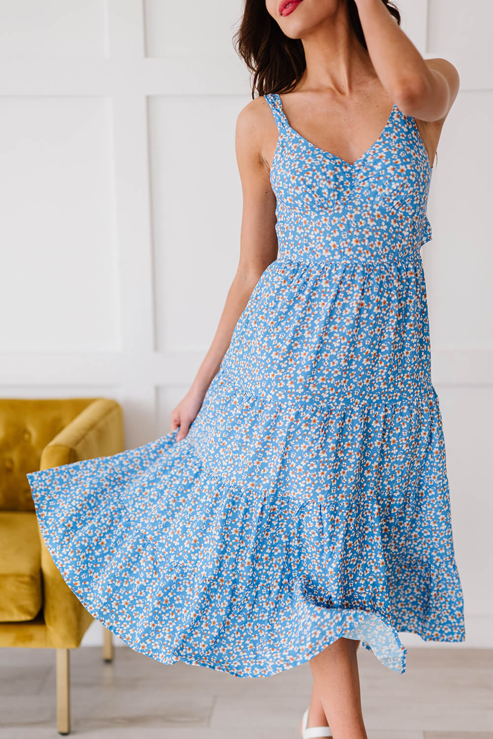 Robe sans manches à dos ouvert et à petites fleurs