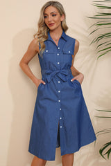 Ärmelloses Hemdblusenkleid mit Knopfleiste vorne, Gürtel und Kragen