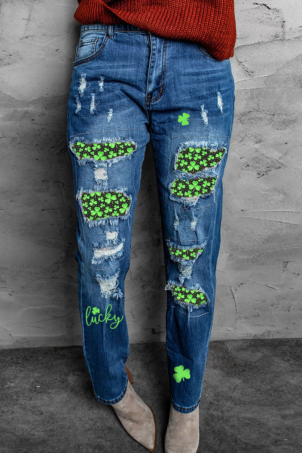 Jean boyfriend vieilli avec patch imprimé