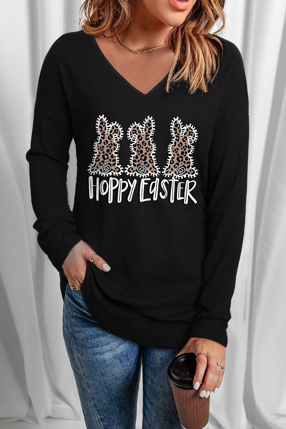 HOPPY EASTER Grafik-Top mit V-Ausschnitt