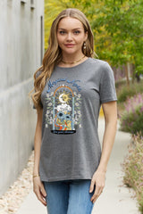 T-shirt graphique en coton Simply Love MAGICAL NIGHTS LIVE YOUR DREAMS