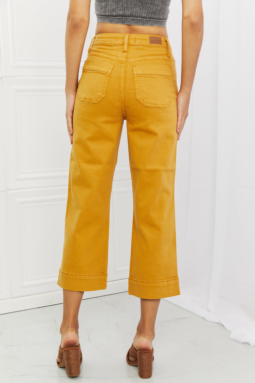 Jean court droit taille haute Judy Blue Jayza
