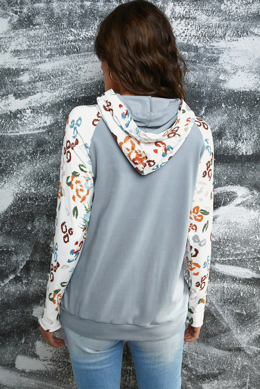 Bedruckter Hoodie mit Kordelzug und Raglanärmeln
