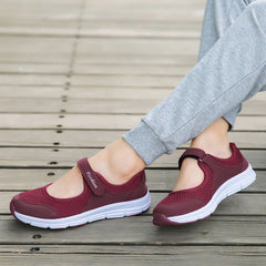 Women's Breathable Dancing Walking Mom Flat Hollowed
