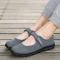 Women's Breathable Dancing Walking Mom Flat Hollowed
