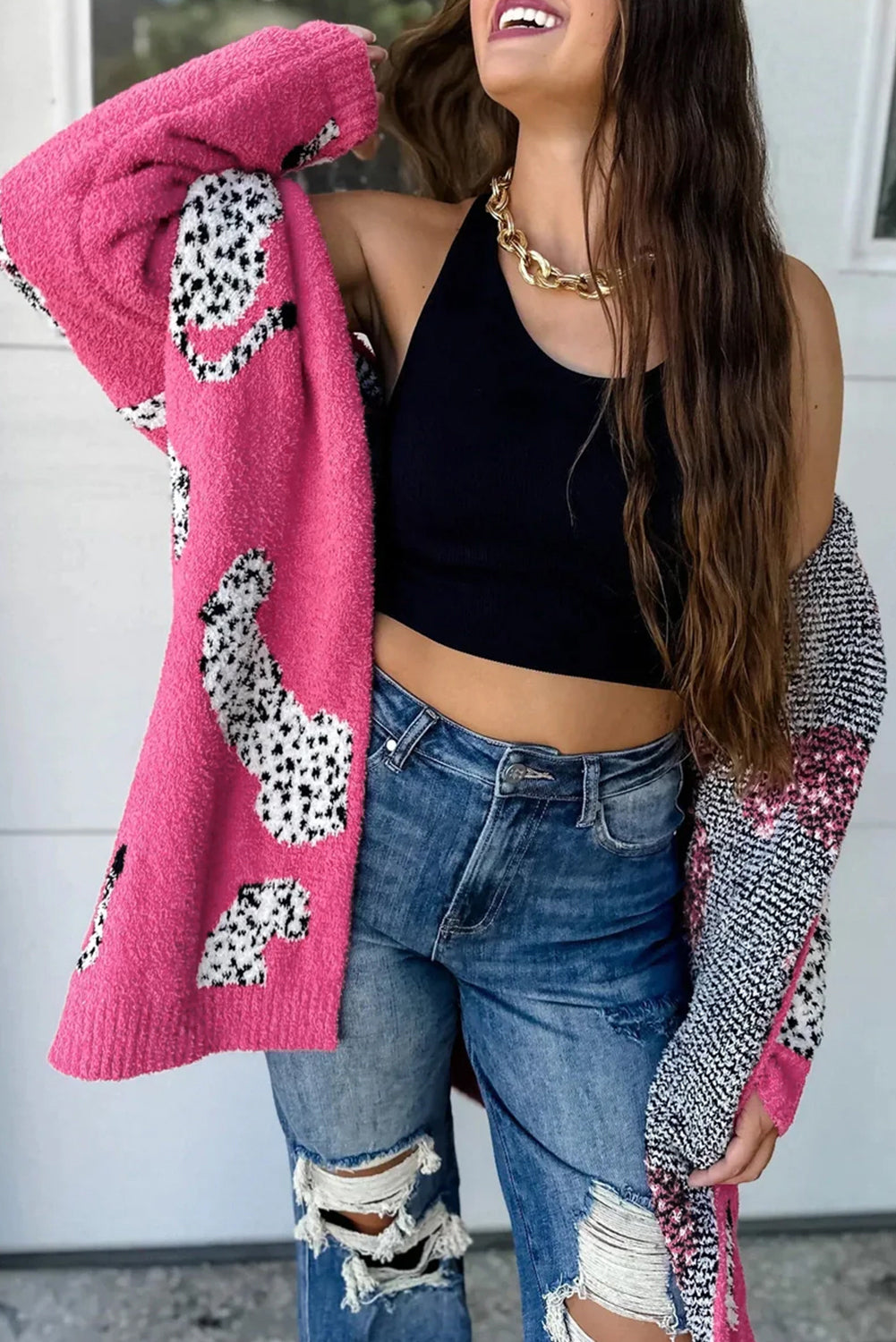 Rosarote Strickjacke mit offener Vorderseite und Animalprint