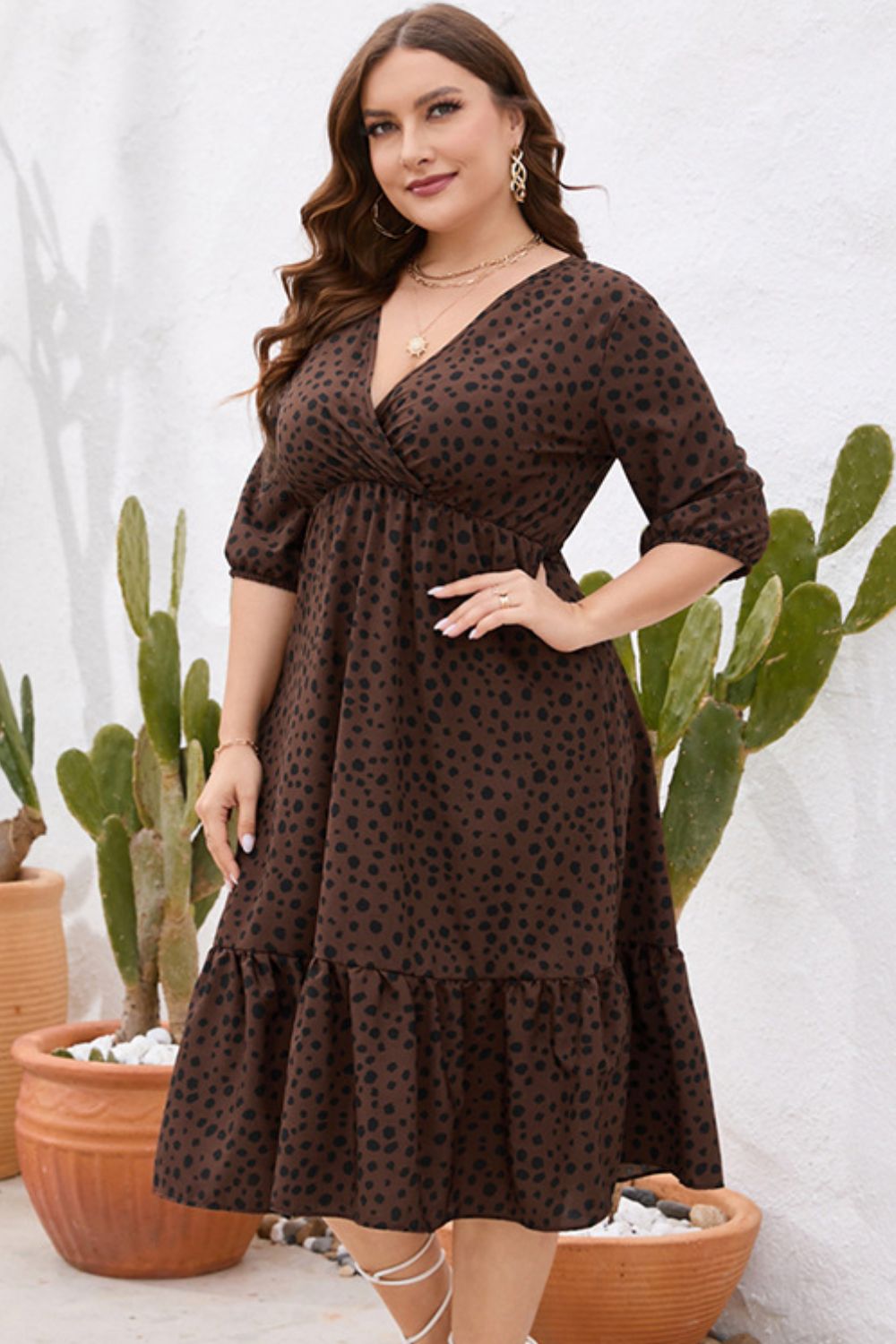Robe grande taille imprimée à volants et surplis